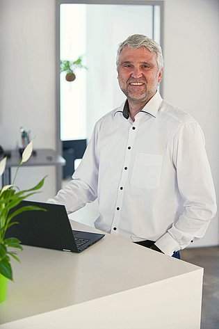 Revier Online Kundenversteher Udo Mitarbeiter Foto