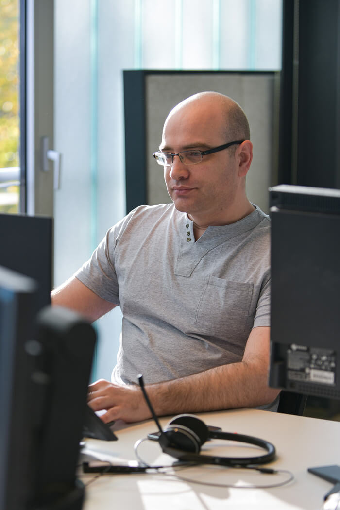 Revier Online SEO Spezialist Gabriel Mitarbeiter Foto