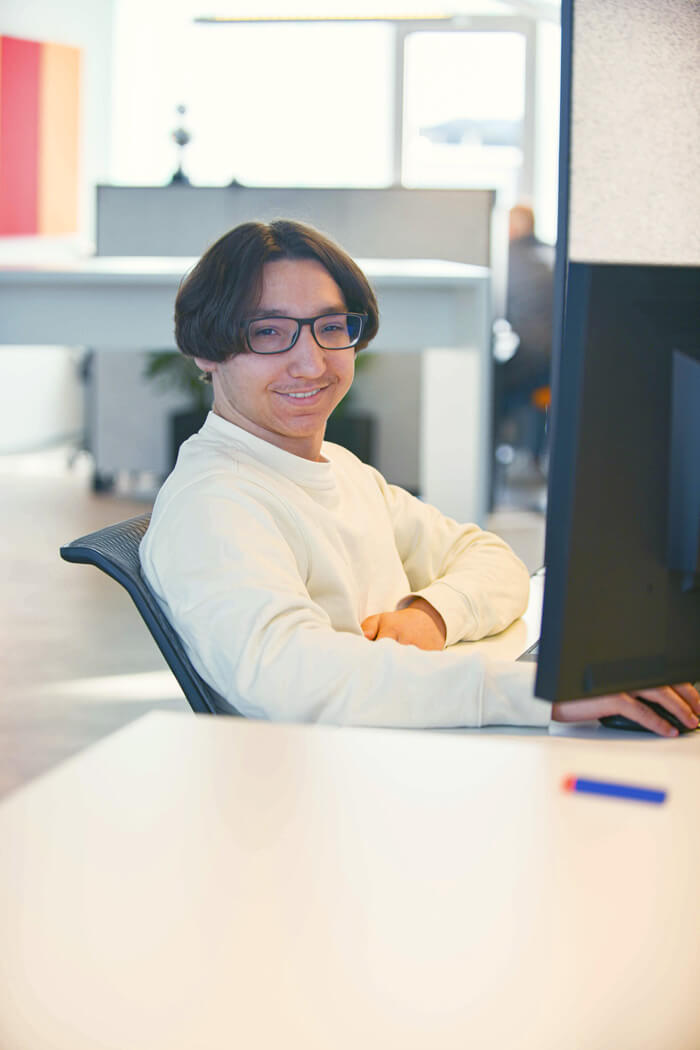 Revier Online Web Wissenschaftler Sascha Junior Mitarbeiter Foto